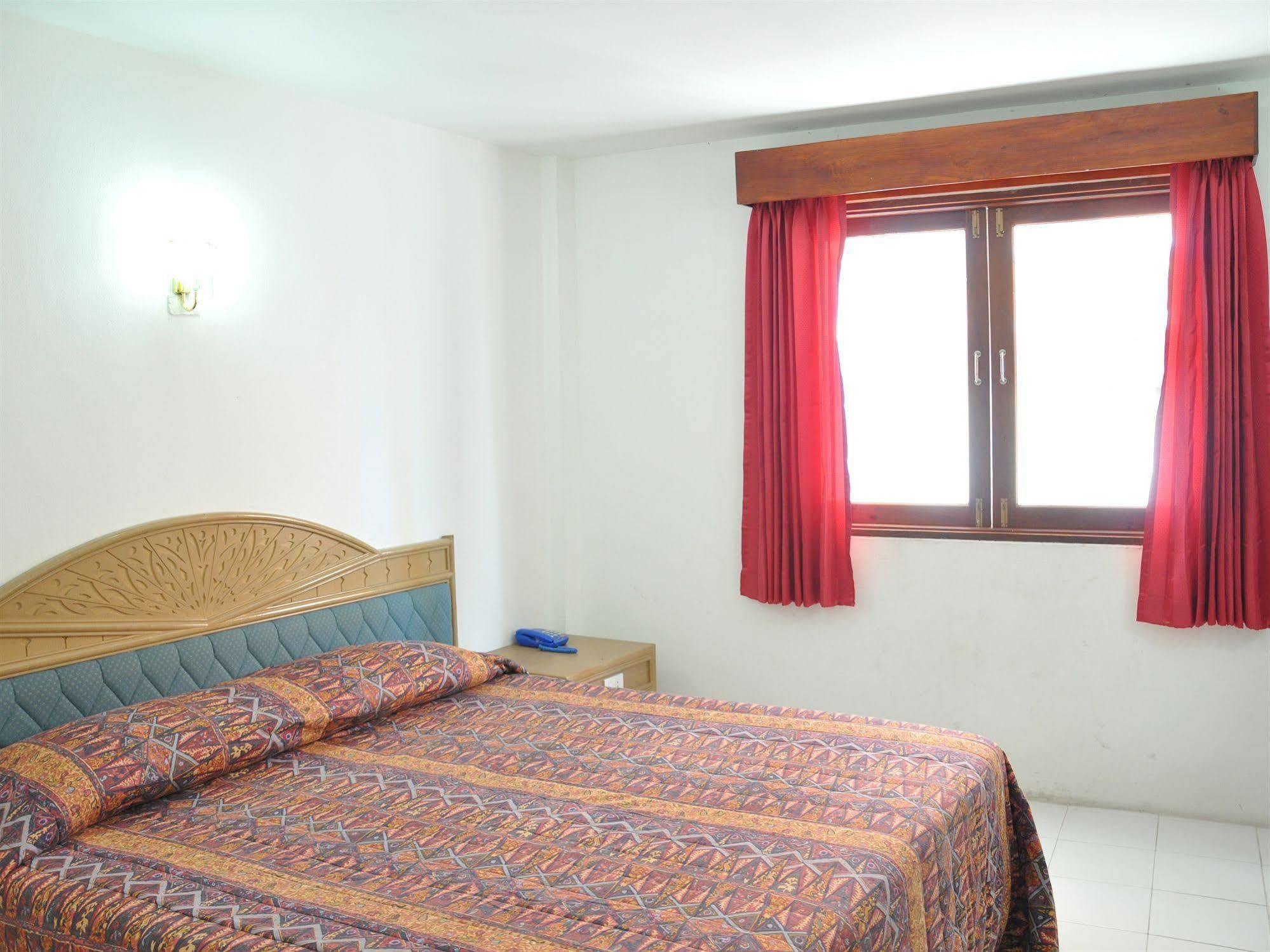 Highfive Guest House Pattaya Εξωτερικό φωτογραφία