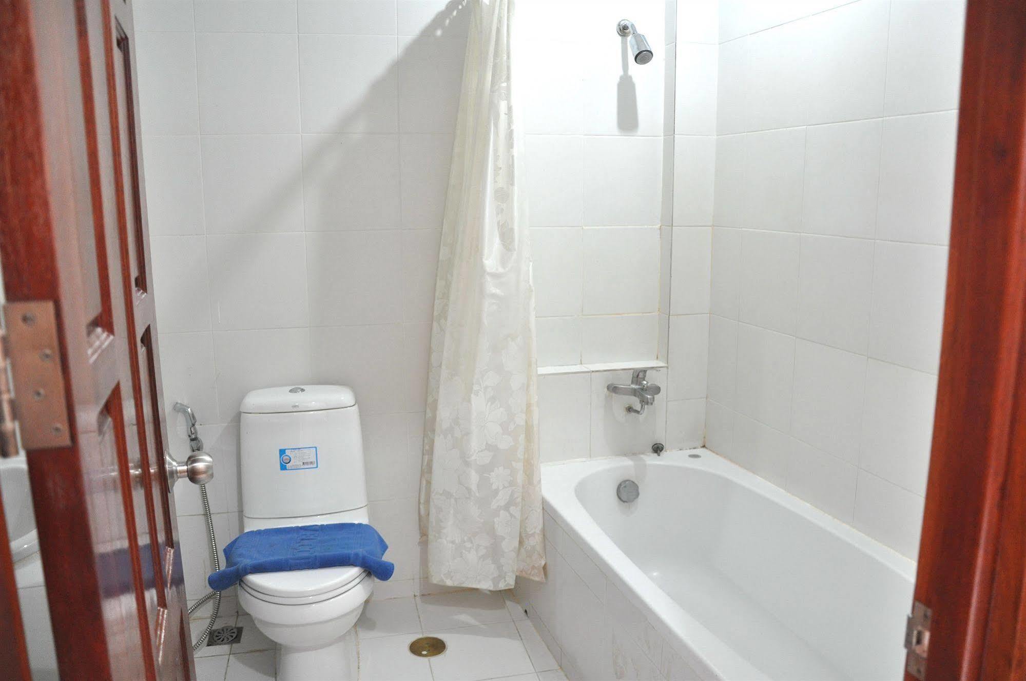 Highfive Guest House Pattaya Εξωτερικό φωτογραφία
